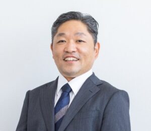代表取締役　山本敬輔