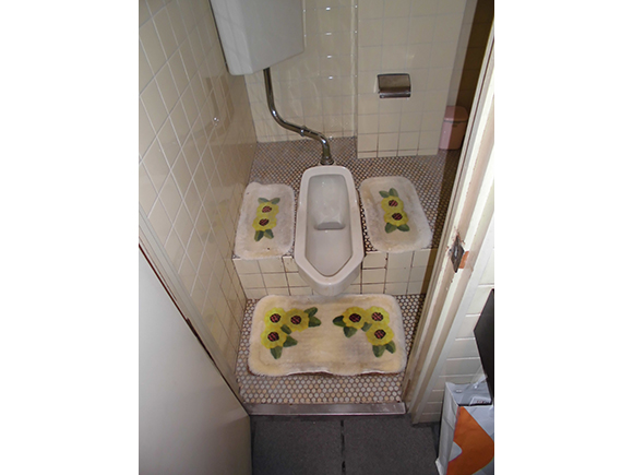 和式トイレを洋式シャワートイレに／トイレリフォームイメージ5
