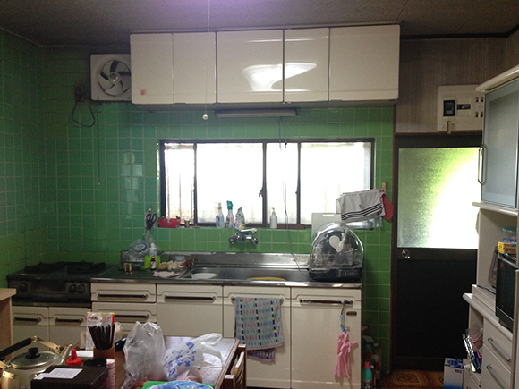 薄暗かった台所を、明るく使いやすく／キッチンリフォームイメージ4
